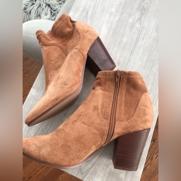 ALDO Cognac Tan Camel Suede Ankle Boots - Picture 1 of 4